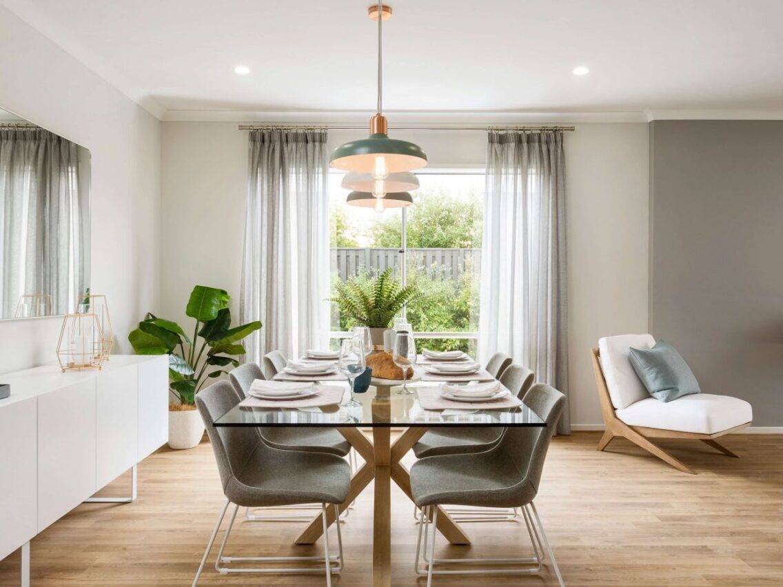 The Art of Downsizing. What Time is the Right Time?